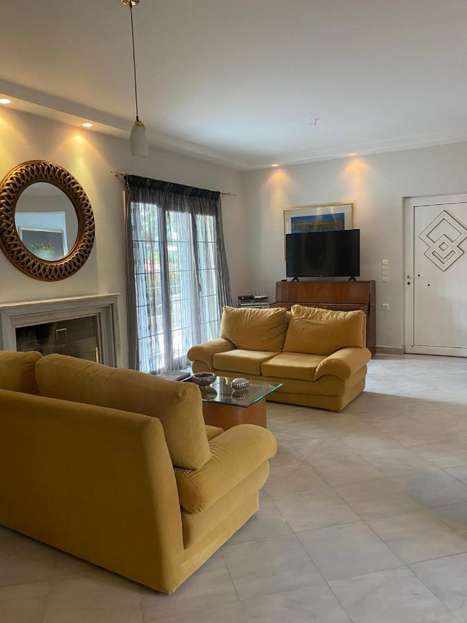 Suite With Garden Agia Marina  Extérieur photo